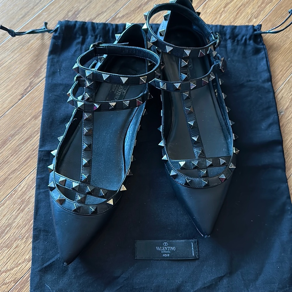 Valentino black